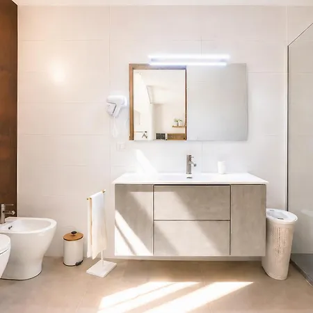 Venti Nodi Apartament *